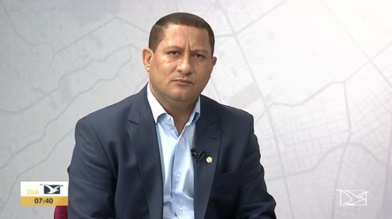 “Saúde não é só vacinação”, diz Marquinhos ao criticar Braide em seus oito meses de governo