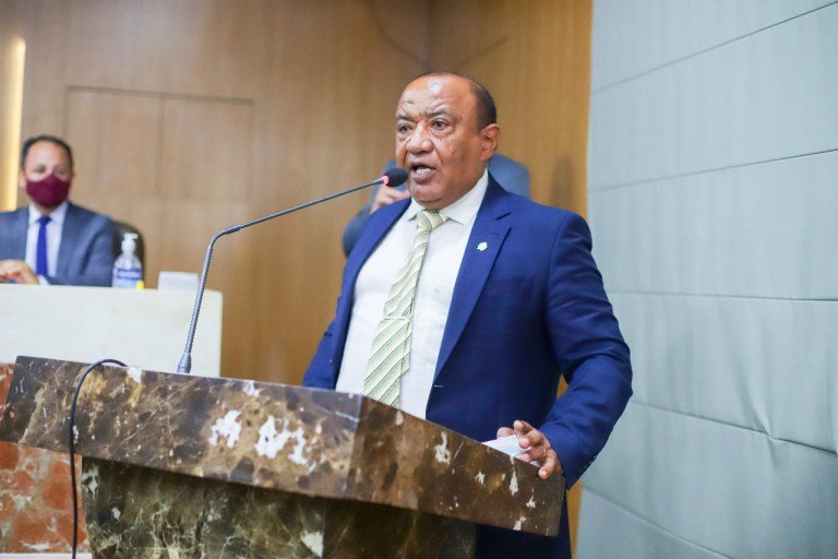 Vereador de São Luís se retrata após frase “quem mamou, mamou”