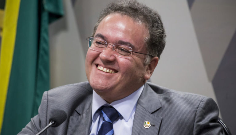 “Populista e demagoga”, diz Roberto Rocha classificar gestão de Flávio Dino