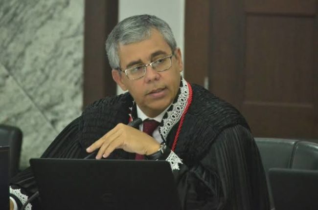 Desembargador Paulo Velten vence disputa e é eleito novo presidente do TJ-MA
