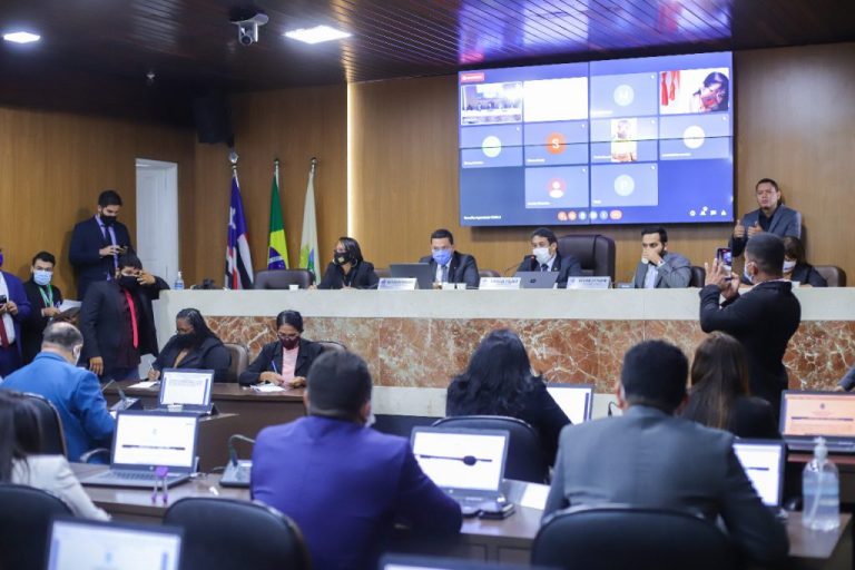 Nem toda lei que venha criar custo é inconstitucional