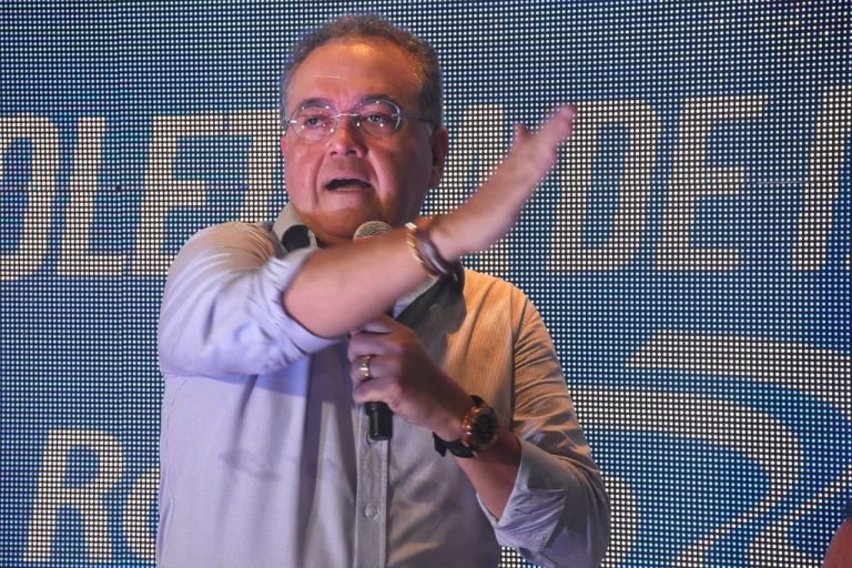 Oposição se une no Maranhão em torno de Roberto Rocha como candidato único ao Senado