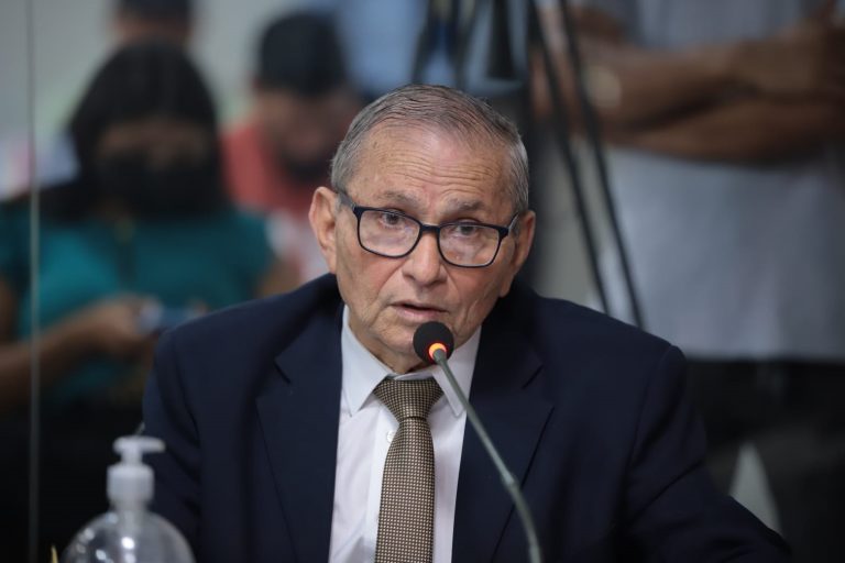 Chico Carvalho solicita criação do Museu Histórico da área Itaqui-Bacanga