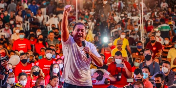 “Oportunista”, diz Weverton Rocha ao atacar Carlos Brandão em evento