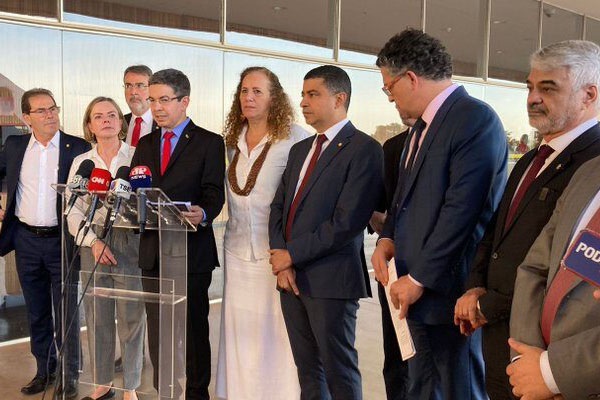 Deputado pede que TSE proiba circulação de pessoas armadas na eleição