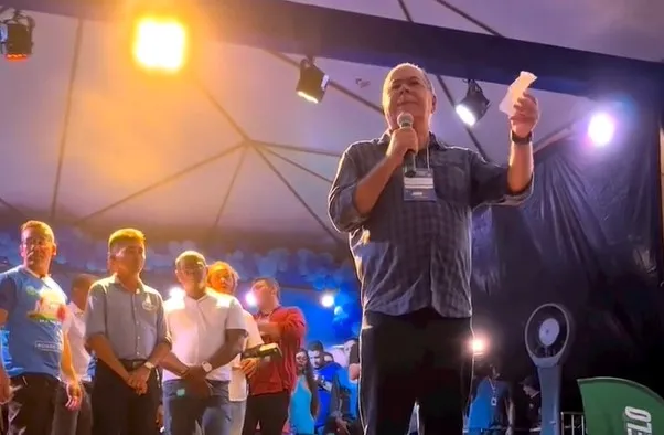 “Só aumentou a pobreza”, diz Hildo sobre Flávio Dino em convenção do MDB