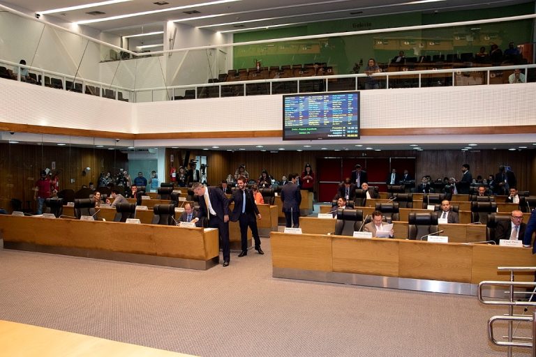 Adiada votação de projeto que reduz alíquota de ICMS no Maranhão