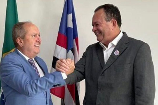 Presidente do Senado envia a PGR pedido de providências contra PGJ-MA