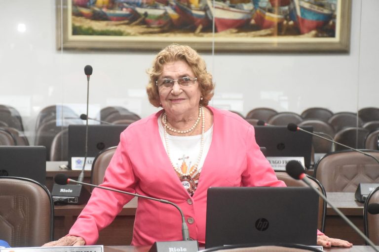 Eidimar Gomes reitera pedido de quadra poliesportiva com acessibilidade no Anjo da Guarda