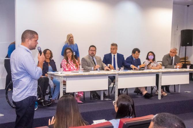 Audiência pública debate inclusão escolar das pessoas com deficiência