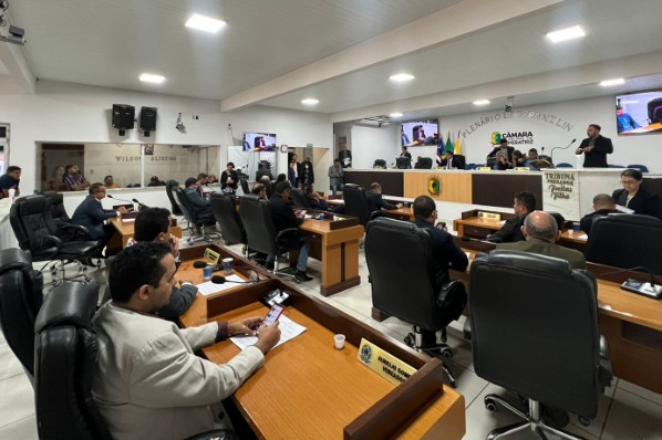 Câmara aprova pedido de intervenção na Saúde de Imperatriz