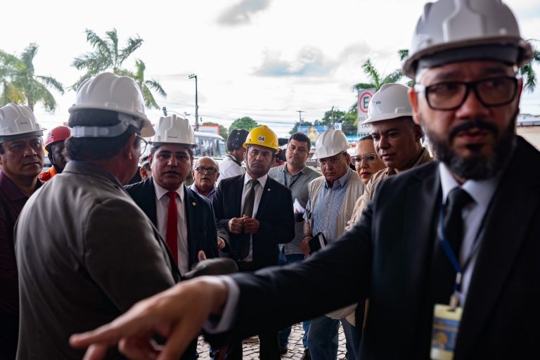“Viemos buscar respostas”, diz deputado sobre visita a Shopping após incêndio com mortes