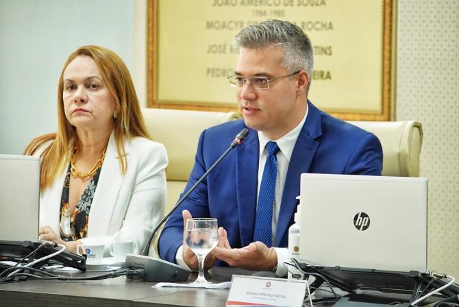 “Vamos nos manter vigilantes”, diz deputado sobre incêndio em shopping