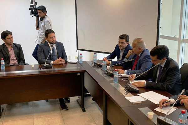 Seduc apresenta na Assembleia nova proposta de reajuste de professores