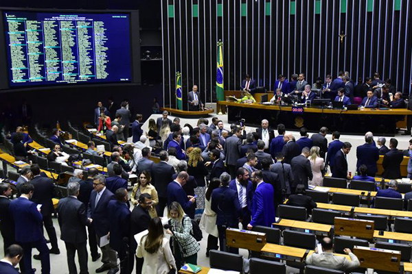 Bancada maranhense na sua grande maioria aprova reforma tributária