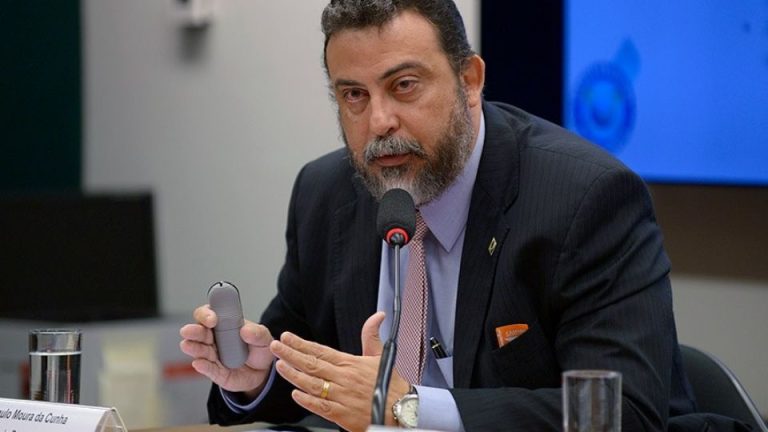 Culpar Lula por ato de Bolsonaro seria fingir demência