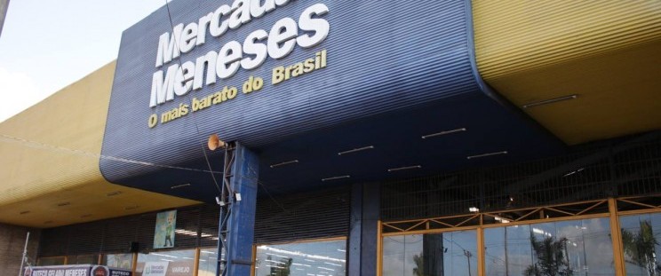 Denúncia leva à interdição de supermercado por infestação de ratos e alimentos estragados