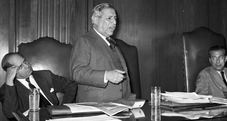 Documento histórico da Câmara de São Luís revela ‘título de cidadão indesejável’ a Chatô