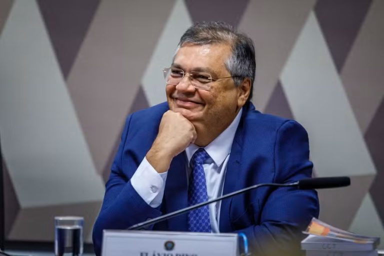 Senado aprova indicação de Flávio Dino para STF por 47 a 31