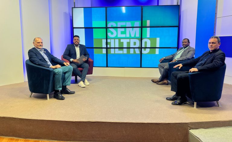 ‘Só com a educação podemos acabar com a desinformação’, diz novo reitor da UFMA