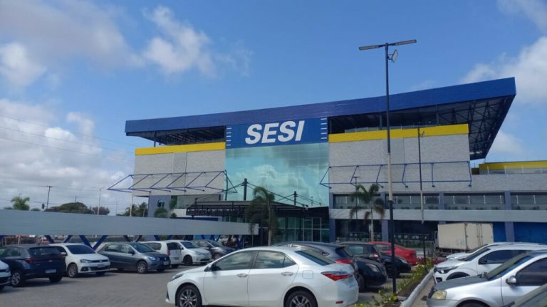Detinha quer beneficiar adolescentes órfãos com 5% de vagas gratuitas no Sistema S