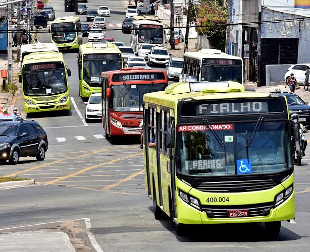 Sem negociação, greve de ônibus vai continuar nesta quarta-feira em São Luís