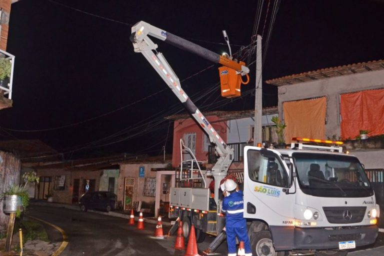 Empresa que prestava serviço de iluminação aciona TCE para receber R$ 3,9 mi em São Luís
