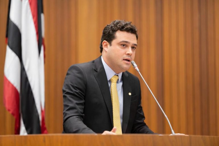 Leandro Bello mente ao tratar sobre atraso na votação do orçamento de 2024 em Turiaçu