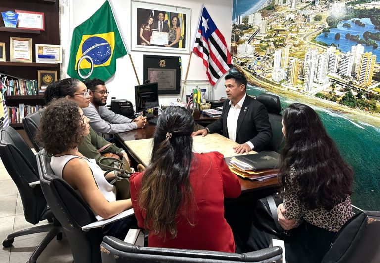Wellington se reúne com professores aprovados em concursos da UEMA