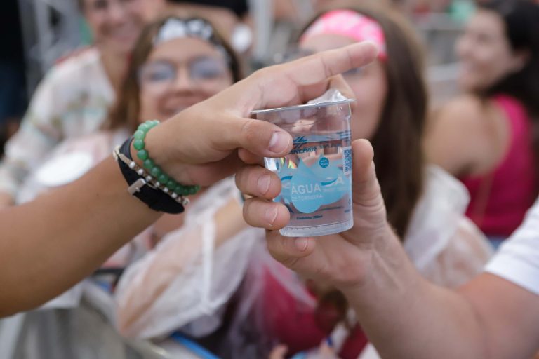 Shows e eventos de São Luís deverão distribuir água gratuita para o público