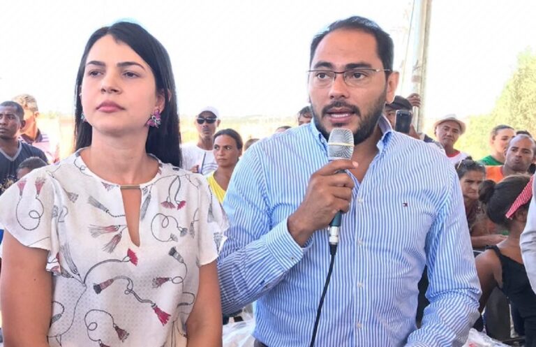 Prefeito abre o jogo sobre separação com deputada: ‘Ela viu mensagens no celular e interpretou como traição’