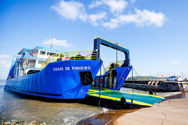 Travessia entre a Ponta da Espera e o Cujupe conta com mais um ferryboat