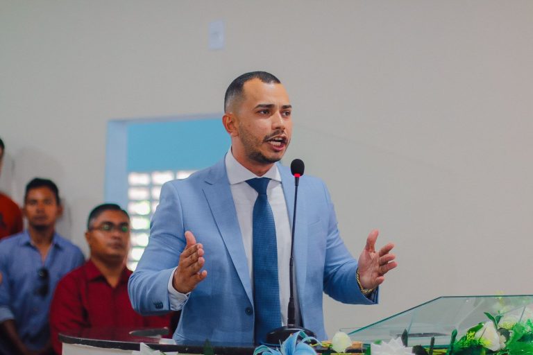 ‘Disseram que não conseguiria’, diz Dr. Júnior Castro em primeiro discurso como vereador