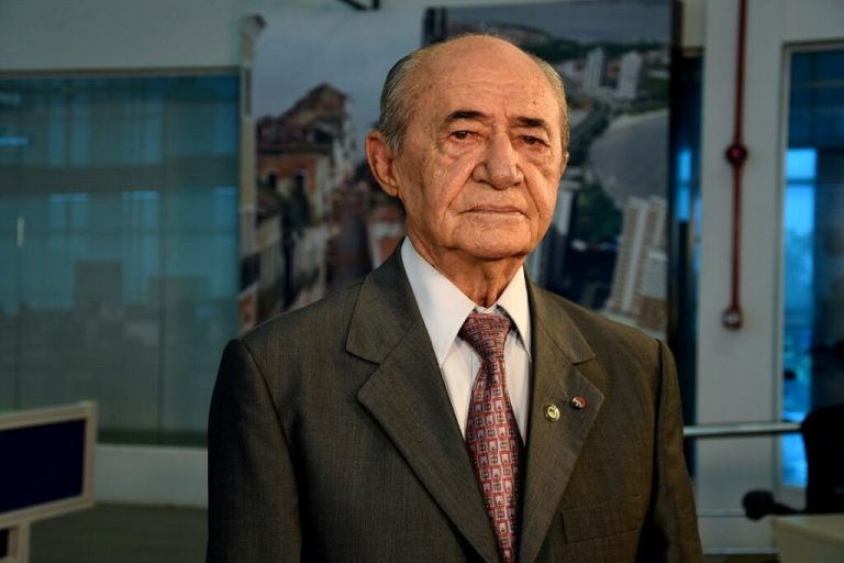 Ex-deputado Carlos Guterres morre aos 86 anos em São Luís
