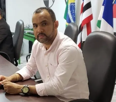 Oposição vai ao TSE para cassar o prefeito de Palmeirândia-MA
