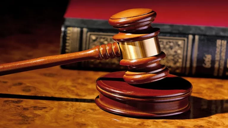 Dois homens são condenados por crimes contra mulheres