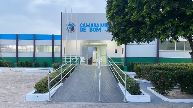 Dois vereadores de Bom Jardim são condenados por desvio