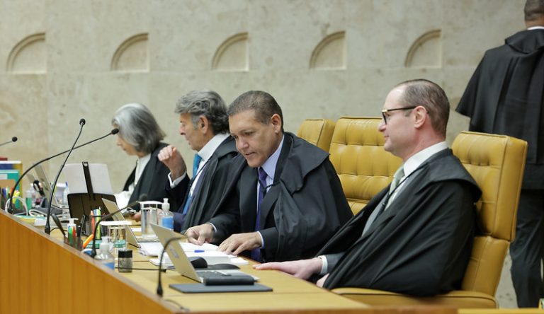 Vice que assume por curto período pode disputar eleição