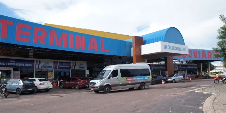 Servidor suspeito de desviar taxa de embarque é exonerado