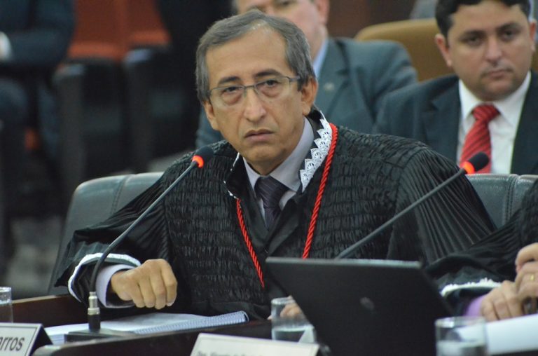 TJ nega liminar a Leandro Bello e inclui deputados no caso
