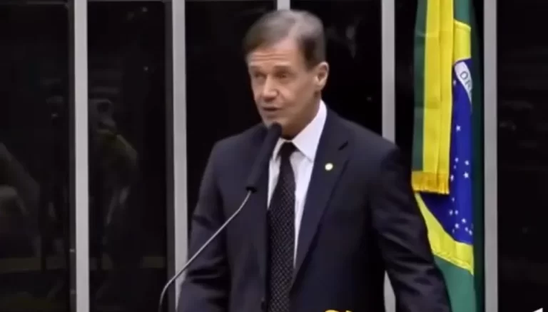 Câmara de Santa Rita declara deputado ‘persona non grata’