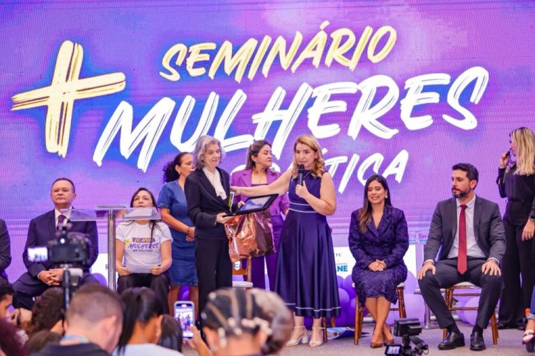Iracema Vale sobre política: ‘todas nós temos de ocupar’