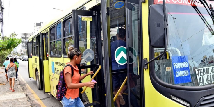 SET aciona Justiça por atrasos no subsídio do transporte