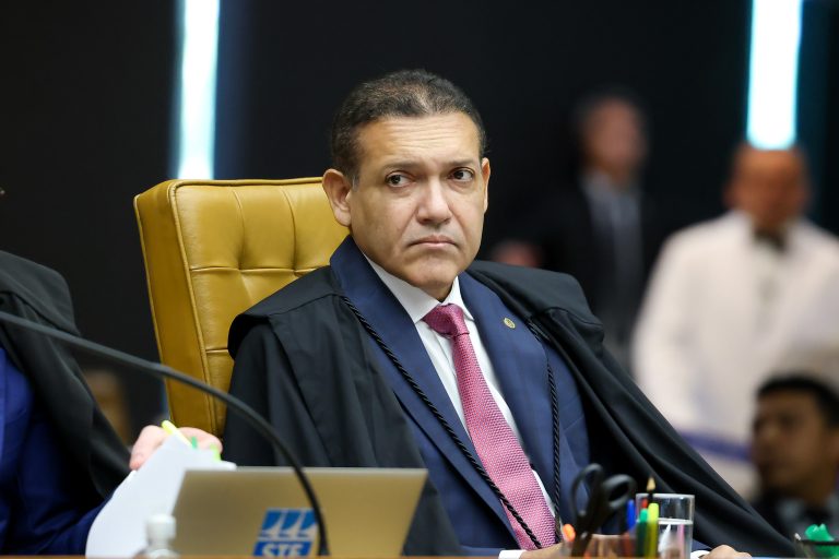 STF suspende transporte por app em greve de ônibus