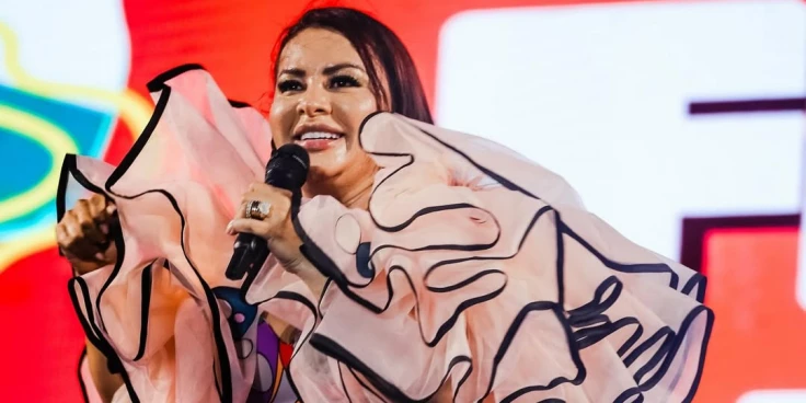 Márcia Fellipe abre o 80º Lava-Pratos em São José de Ribamar