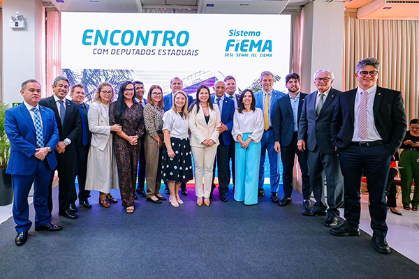 Iracema participa de encontro com deputados na Fiema