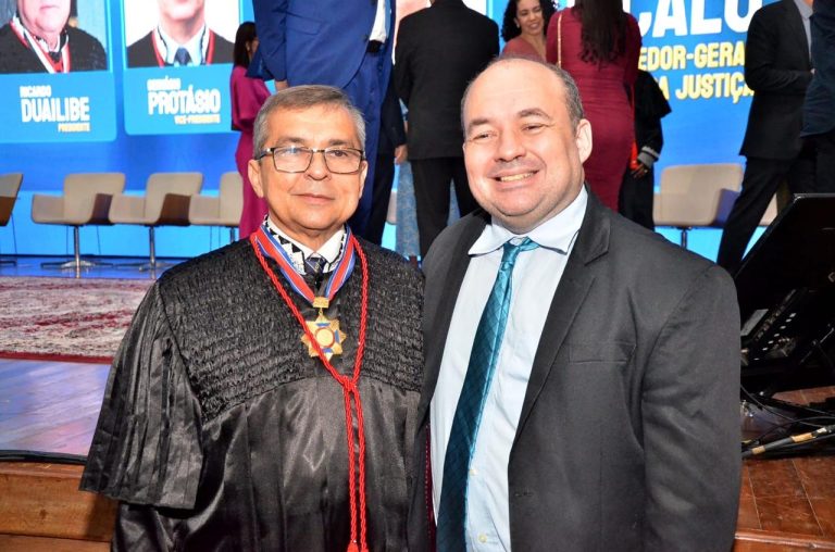 Juiz federal prestigia posse do tio na Corregedoria do TJMA