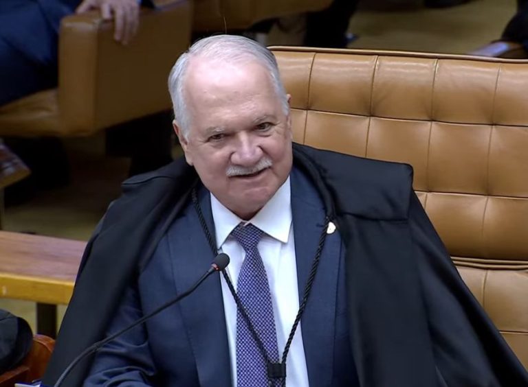 Militar não pode acumular função na saúde no MA