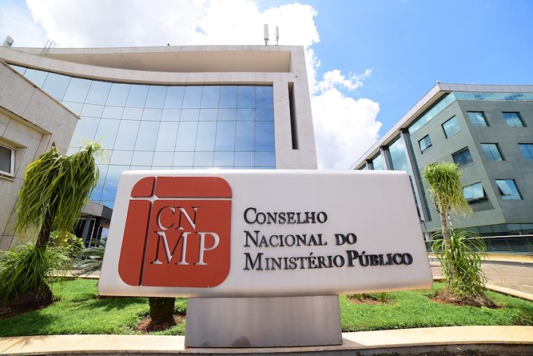 CNMP impede atuação do MP em contratos advocatícios 